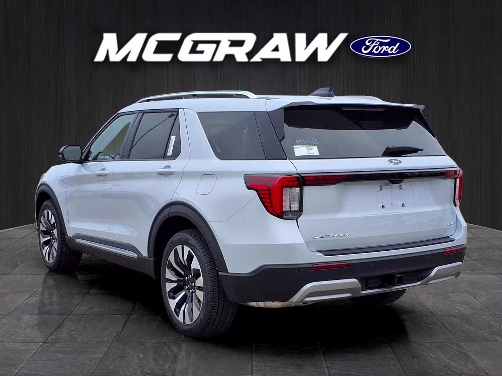 2026 White Ford Explorer Platinum 4X4 SUV