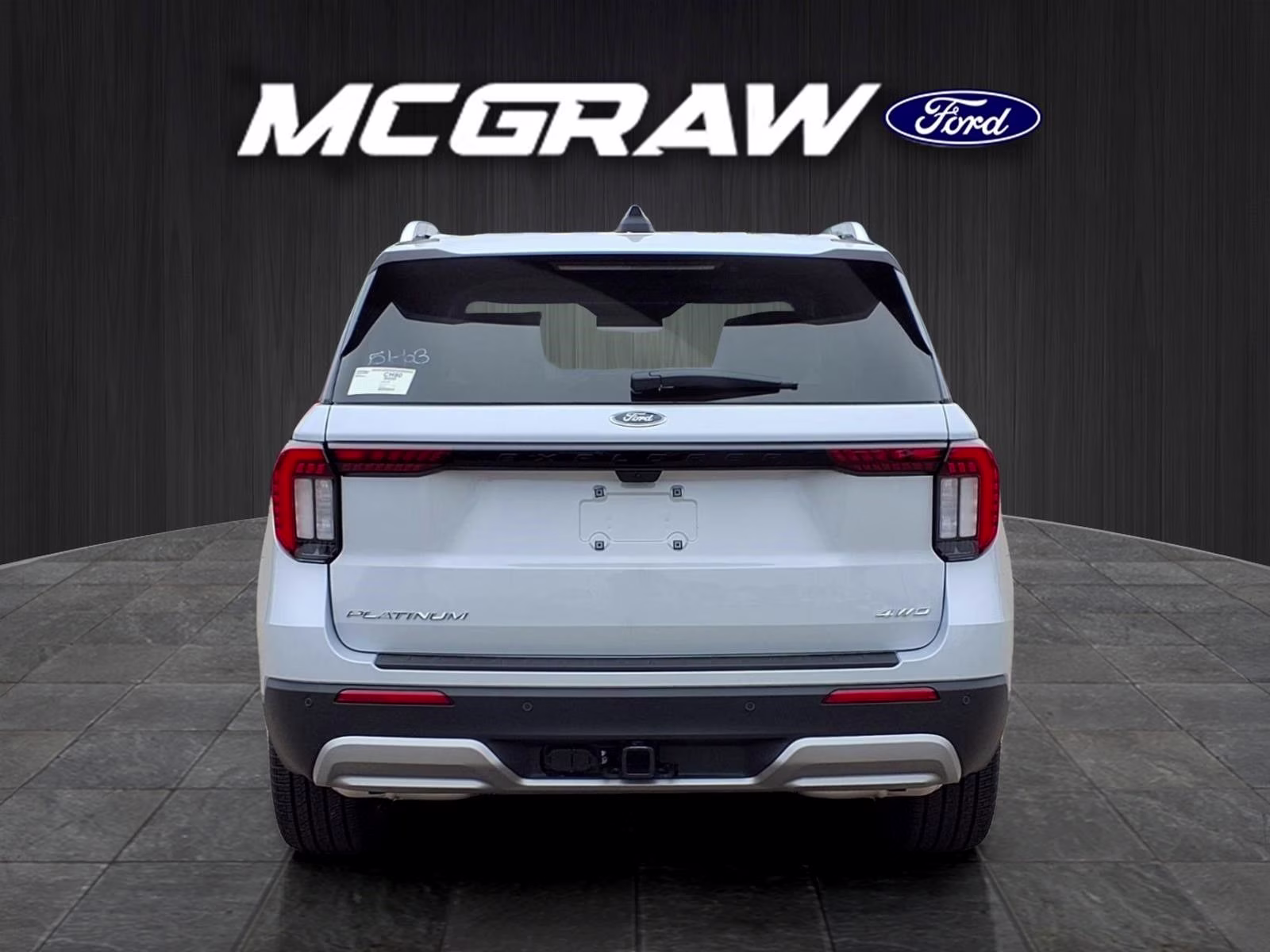 2026 White Ford Explorer Platinum 4X4 SUV