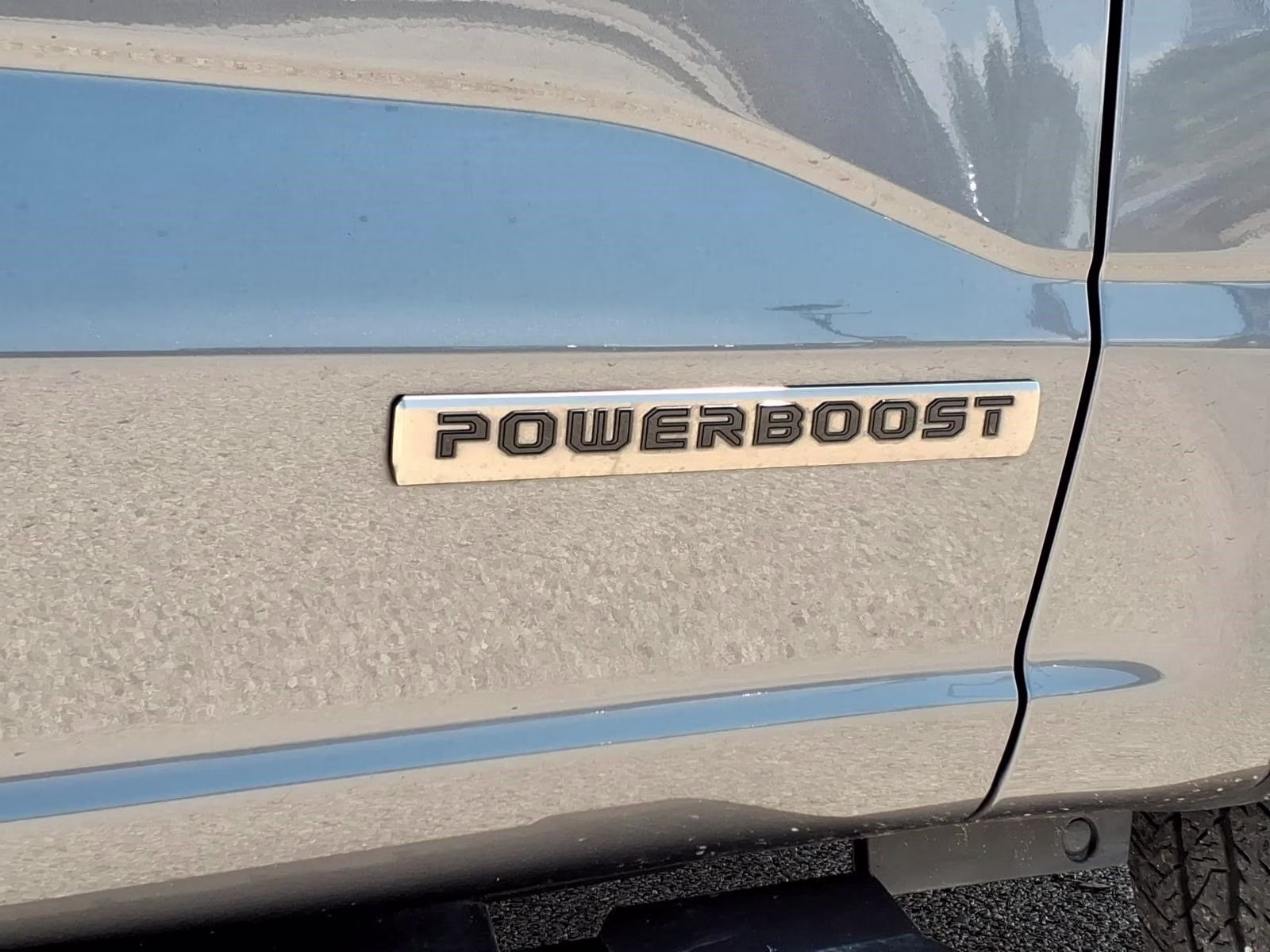 2022 Gray Metallic Ford F-150 Lariat 4X4 Truck
