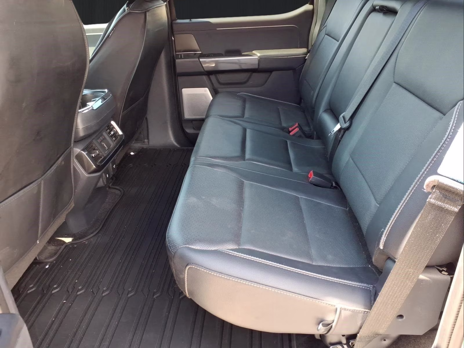 2022 Gray Metallic Ford F-150 Lariat 4X4 Truck