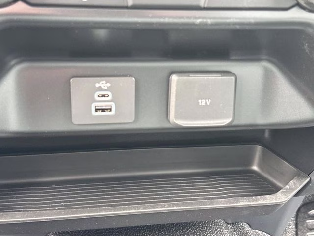 2026 Oxford White Ford Super Duty F-450 DRW 4X4 Chassis