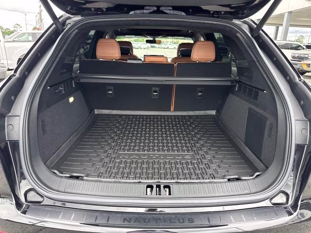 2023 Black Metallic Lincoln Nautilus Black Label AWD SUV