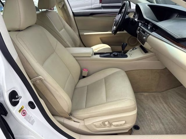 2014 Starfire Pearl Lexus ES 350 FWD Sedan