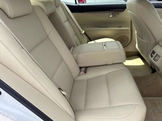 2014 Starfire Pearl Lexus ES 350 FWD Sedan