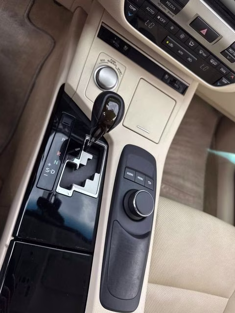 2014 Starfire Pearl Lexus ES 350 FWD Sedan