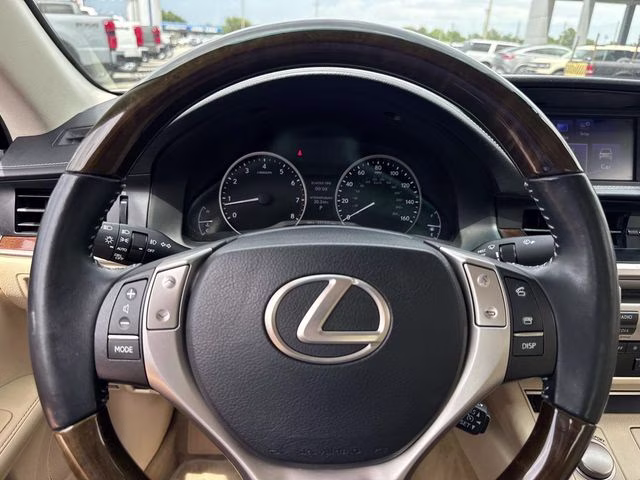 2014 Starfire Pearl Lexus ES 350 FWD Sedan