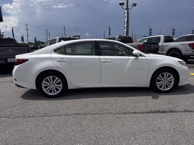 2014 Starfire Pearl Lexus ES 350 FWD Sedan
