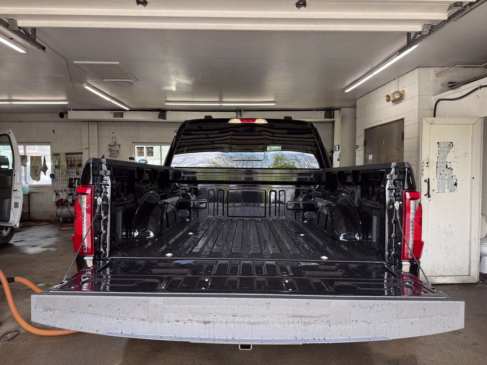 2026 Agate Black Metallic Ford F-150 XLT 4X4 Truck