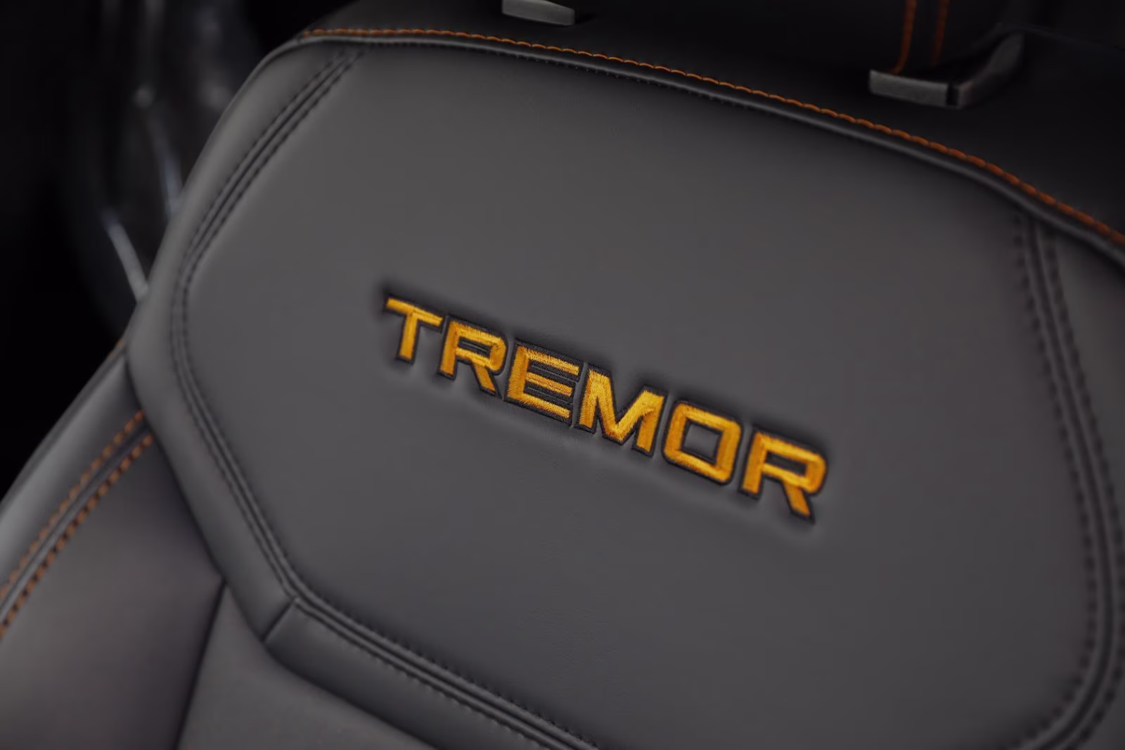 2026 Shadow Black Ford Maverick Tremor AWD Truck