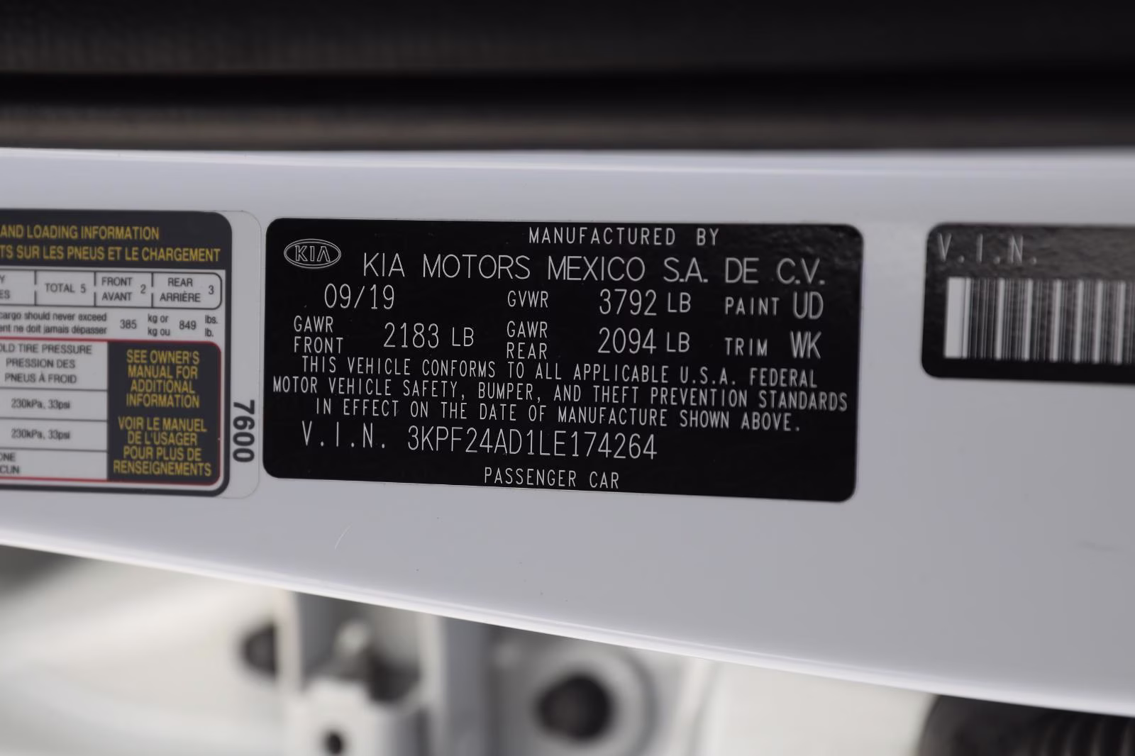 2020 Clear White Kia Forte FE FWD Sedan