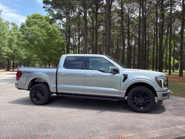 2025 Silver Metallic Ford F-150 Lariat 4X4 Truck