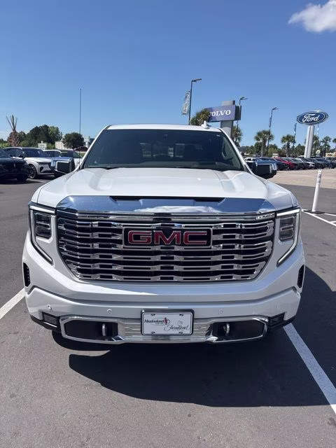 2025 White Frost Tricoat GMC Sierra 1500 Denali 4X4 Truck