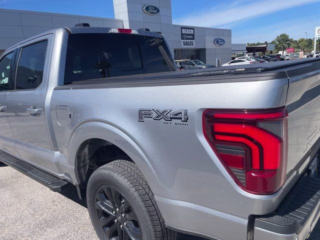 2025 Silver Metallic Ford F-150 Lariat 4X4 Truck