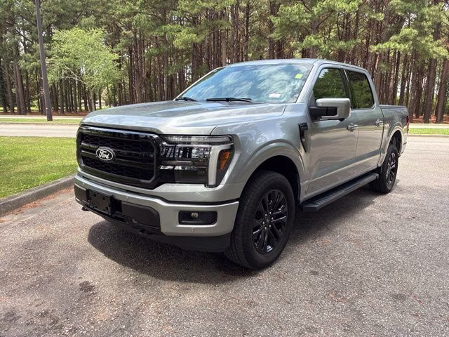 2025 Silver Metallic Ford F-150 Lariat 4X4 Truck