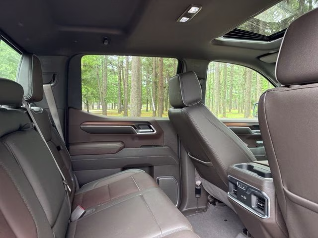 2025 White Frost Tricoat GMC Sierra 1500 Denali 4X4 Truck