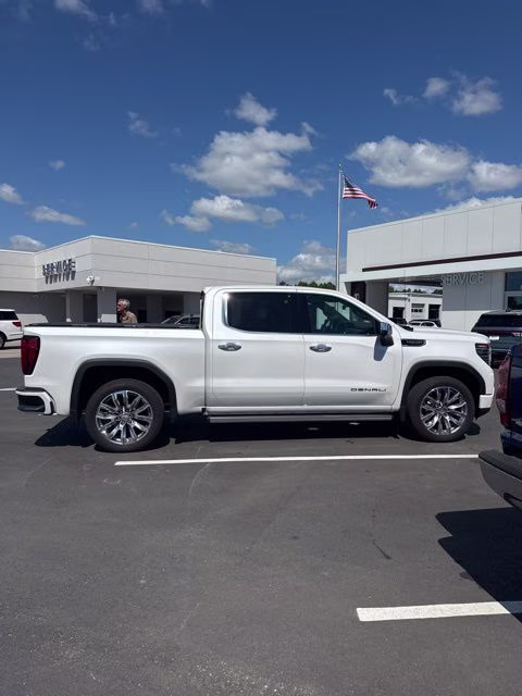 2025 White Frost Tricoat GMC Sierra 1500 Denali 4X4 Truck