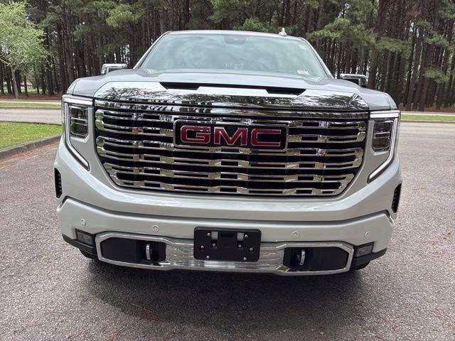 2025 White Frost Tricoat GMC Sierra 1500 Denali 4X4 Truck