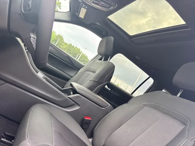 2026 Bright White Clearcoat Jeep Grand Cherokee L Laredo X RWD SUV