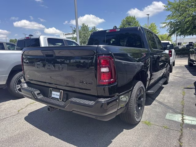 2026 Diamond Black Crystal Pearlcoat Ram 1500 Express 4X4 Truck