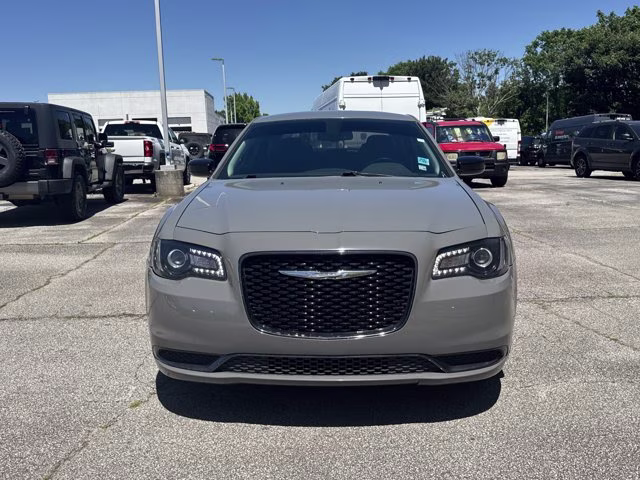 2019 Ceramic Grey Clearcoat Chrysler 300 Touring RWD Sedan