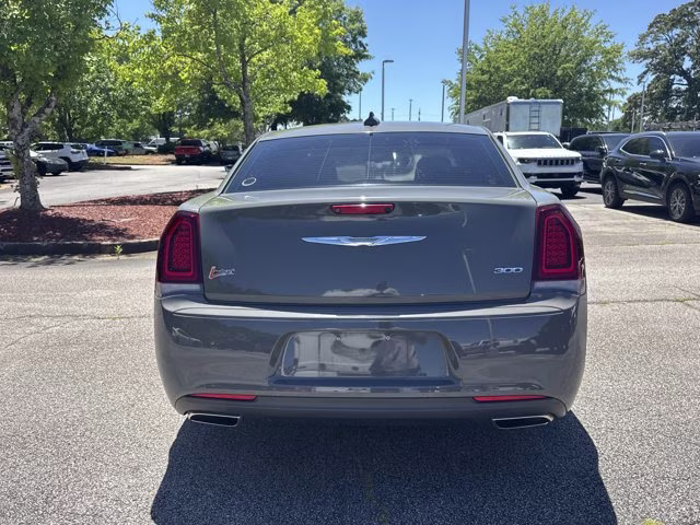 2019 Ceramic Grey Clearcoat Chrysler 300 Touring RWD Sedan