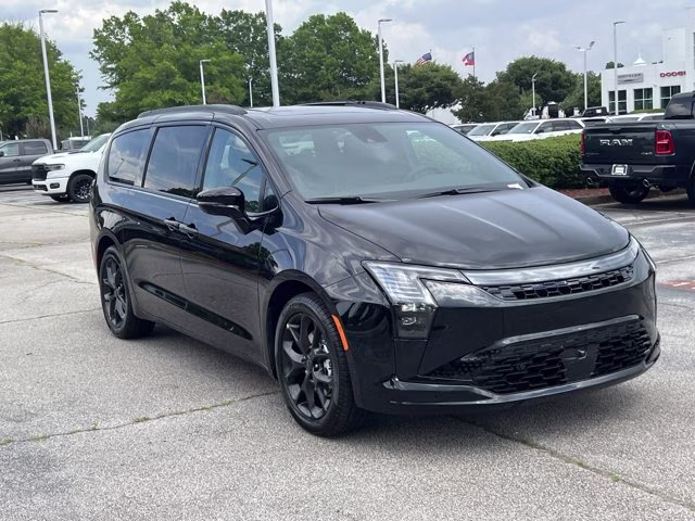 2027 Diamond Black Crystal Pearlcoat Chrysler Pacifica Limited FWD Van