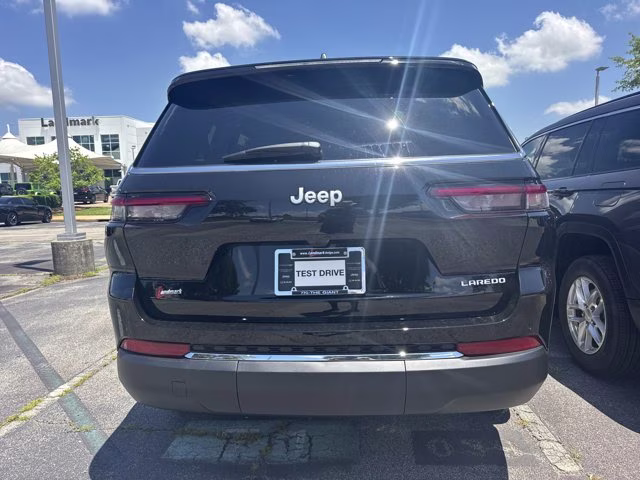 2026 Diamond Black Crystal Pearlcoat Jeep Grand Cherokee L Laredo X RWD SUV