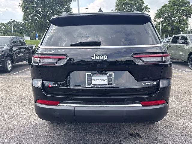 2026 Diamond Black Crystal Pearlcoat Jeep Grand Cherokee L Laredo X RWD SUV