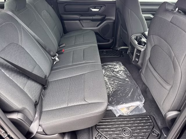 2026 Diamond Black Crystal Pearlcoat Ram 1500 Express 4X4 Truck