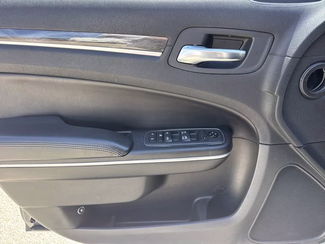 2019 Ceramic Grey Clearcoat Chrysler 300 Touring RWD Sedan