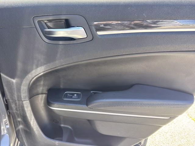 2019 Ceramic Grey Clearcoat Chrysler 300 Touring RWD Sedan