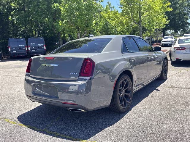 2019 Ceramic Grey Clearcoat Chrysler 300 Touring RWD Sedan