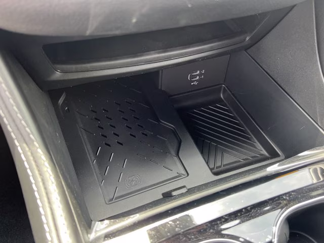 2027 Diamond Black Crystal Pearlcoat Chrysler Pacifica Limited FWD Van