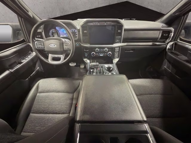 2023 Oxford White Ford F-150 XLT 4X4 Truck
