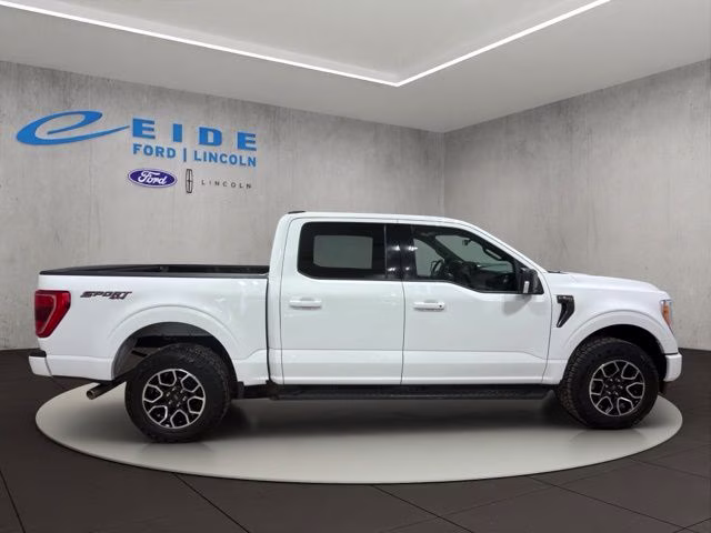 2023 Oxford White Ford F-150 XLT 4X4 Truck