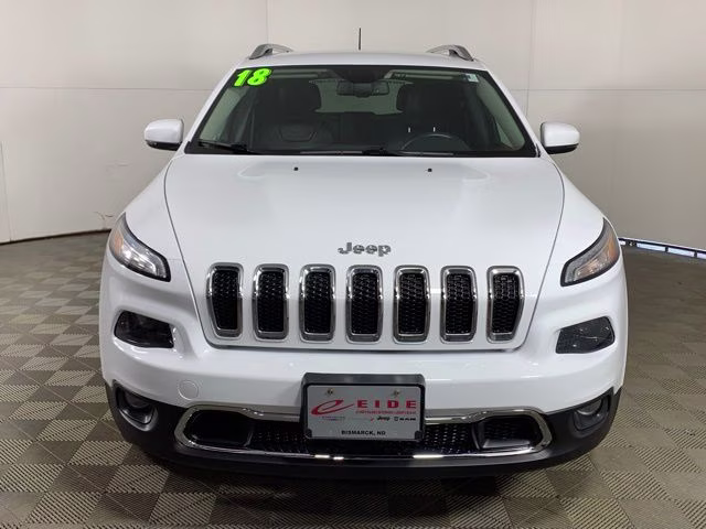 2018 Bright White Clearcoat Jeep Cherokee Limited 4X4 SUV