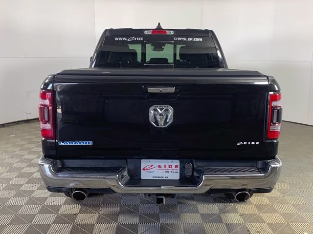 2020 Diamond Black Crystal Pearlcoat Ram 1500 Laramie 4X4 Truck