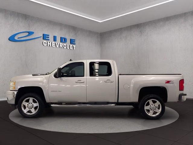 2011 Sheer Silver Metallic Chevrolet Silverado 2500HD LTZ 4X4 Truck