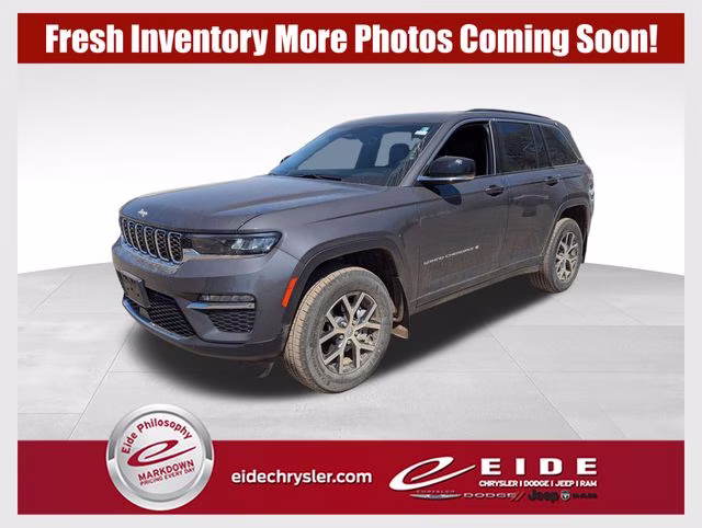 2025 Baltic Gray Metallic Clearcoat Jeep Grand Cherokee Limited 4X4 SUV