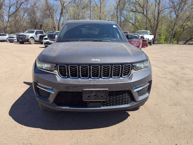 2025 Baltic Gray Metallic Clearcoat Jeep Grand Cherokee Limited 4X4 SUV