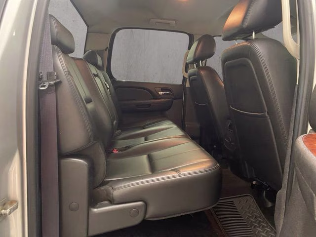2011 Sheer Silver Metallic Chevrolet Silverado 2500HD LTZ 4X4 Truck