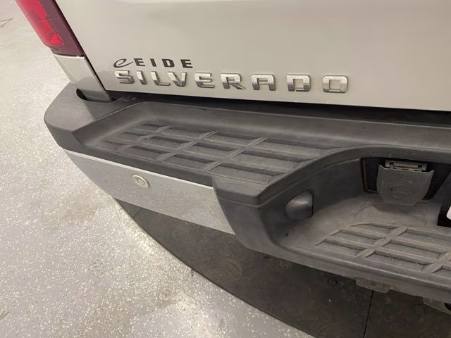 2011 Sheer Silver Metallic Chevrolet Silverado 2500HD LTZ 4X4 Truck