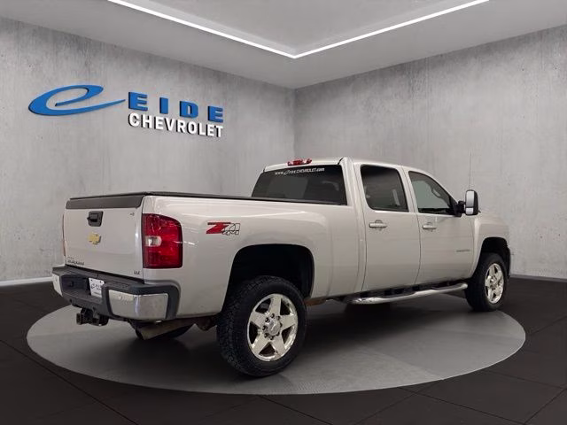 2011 Sheer Silver Metallic Chevrolet Silverado 2500HD LTZ 4X4 Truck