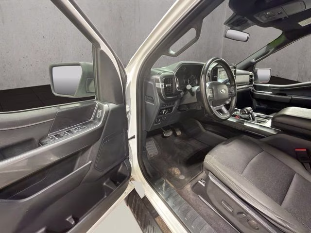 2023 Oxford White Ford F-150 XLT 4X4 Truck