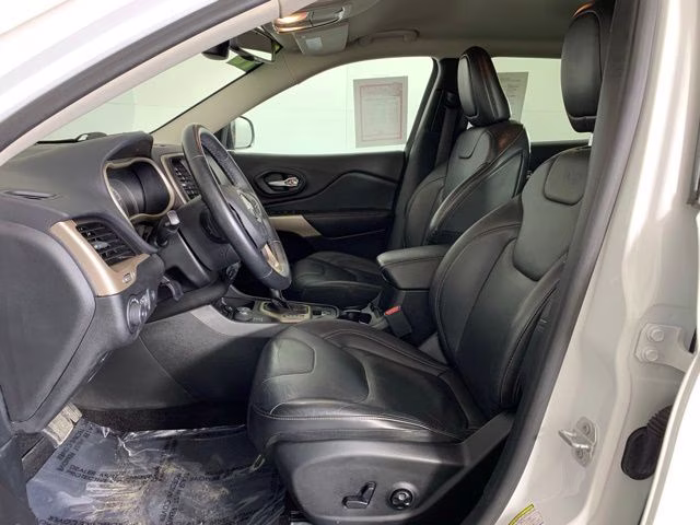 2018 Bright White Clearcoat Jeep Cherokee Limited 4X4 SUV