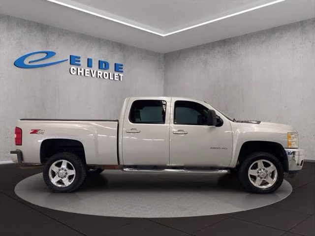 2011 Sheer Silver Metallic Chevrolet Silverado 2500HD LTZ 4X4 Truck