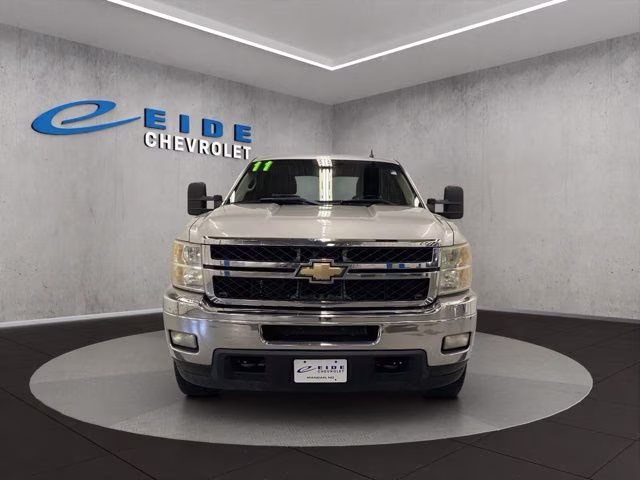 2011 Sheer Silver Metallic Chevrolet Silverado 2500HD LTZ 4X4 Truck