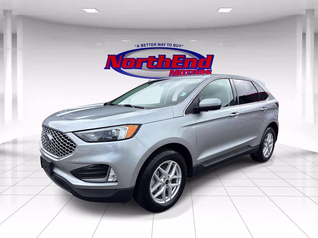 2023 Silver Metallic Ford Edge SEL AWD SUV