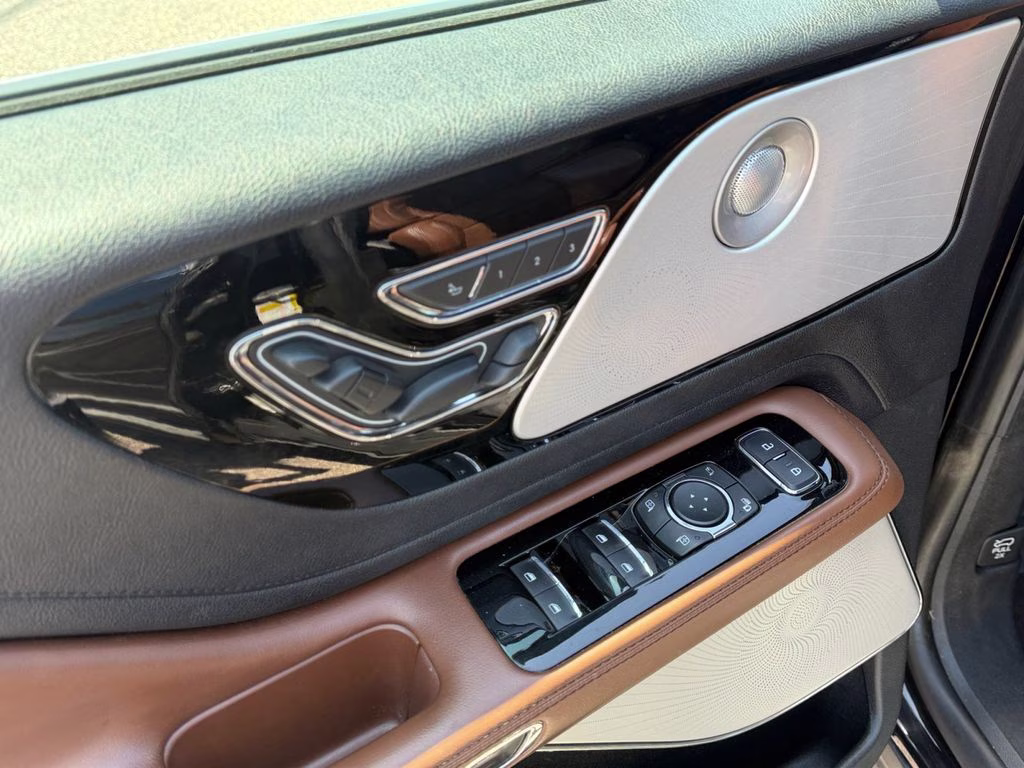 2021 Infinite Black Lincoln Aviator Grand Touring AWD SUV