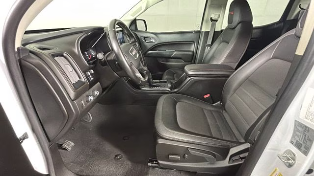 2021 Summit White GMC Canyon AT4 w/Cloth 4X4 Truck